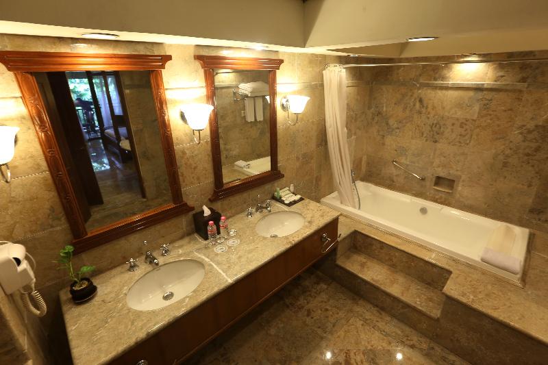 Lorin Solo Hotel - Oda