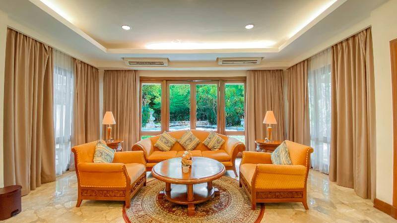 Lorin Solo Hotel - Oda