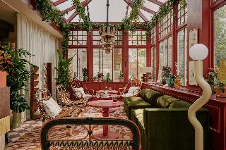 Ember Locke, Kensington fotoÄŸrafÄ±