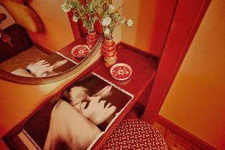 Ember Locke, Kensington fotoÄŸrafÄ±