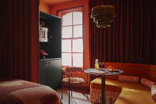 Ember Locke, Kensington fotoÄŸrafÄ±