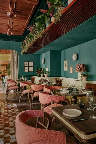 Ember Locke, Kensington fotoÄŸrafÄ±