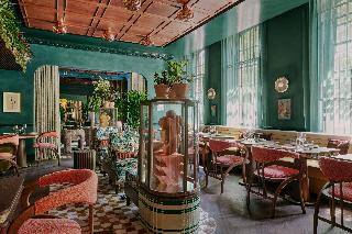 Ember Locke, Kensington fotoÄŸrafÄ±