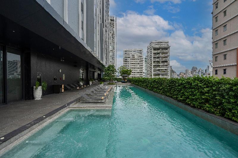 Staybridge Suites Bangkok Sukhumvit - Havuz