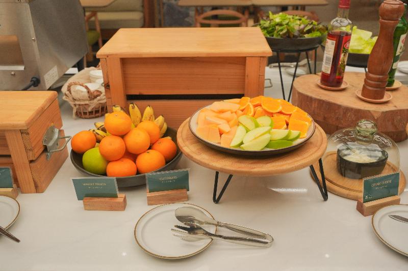 Staybridge Suites Bangkok Sukhumvit - Restoran