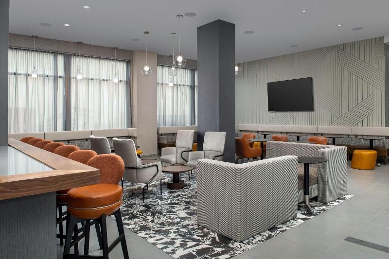 Residence Inn by Marriott New York Queens - Lobi
