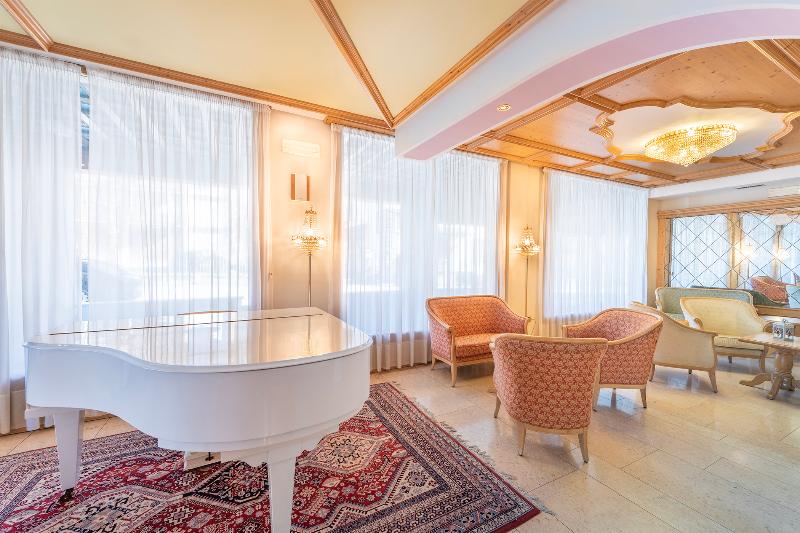 Hotel Relais Orsingher - Lobi