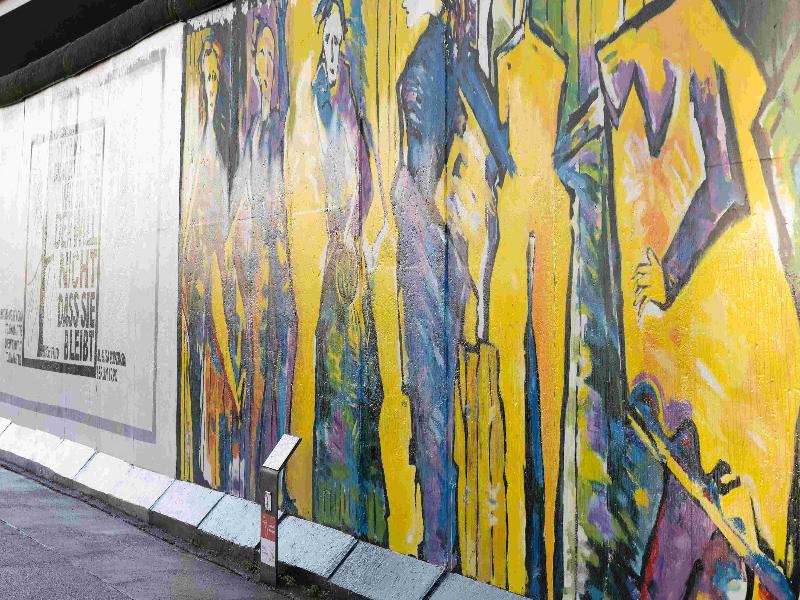 Locke at East Side Gallery, Friedrichshain - Genel
