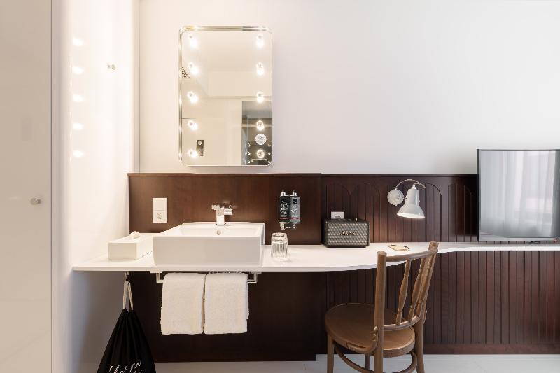 Ruby Hanna Hotel Stuttgart by IHG - Oda