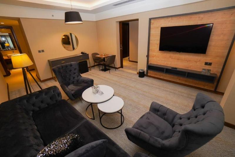 The Grand Lux Hotel - Oda