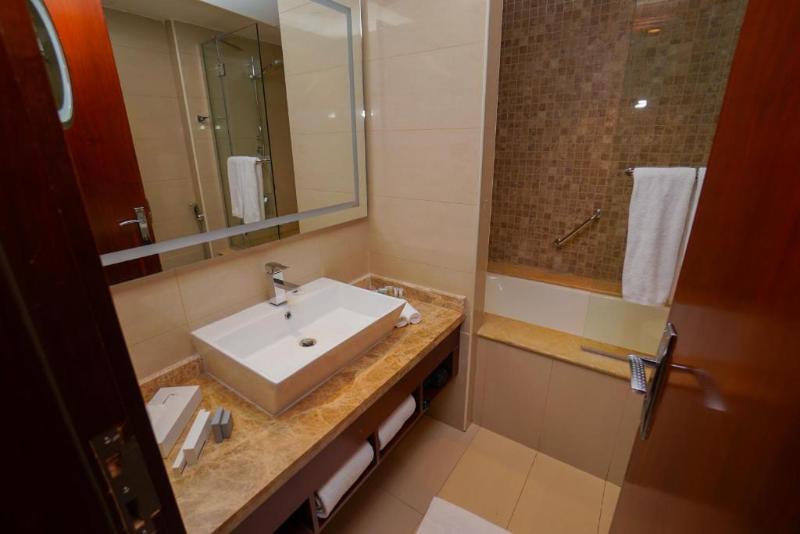 The Grand Lux Hotel - Oda