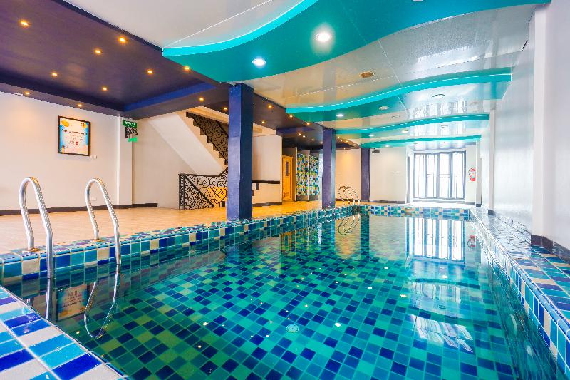 Land Royal Residence - Havuz