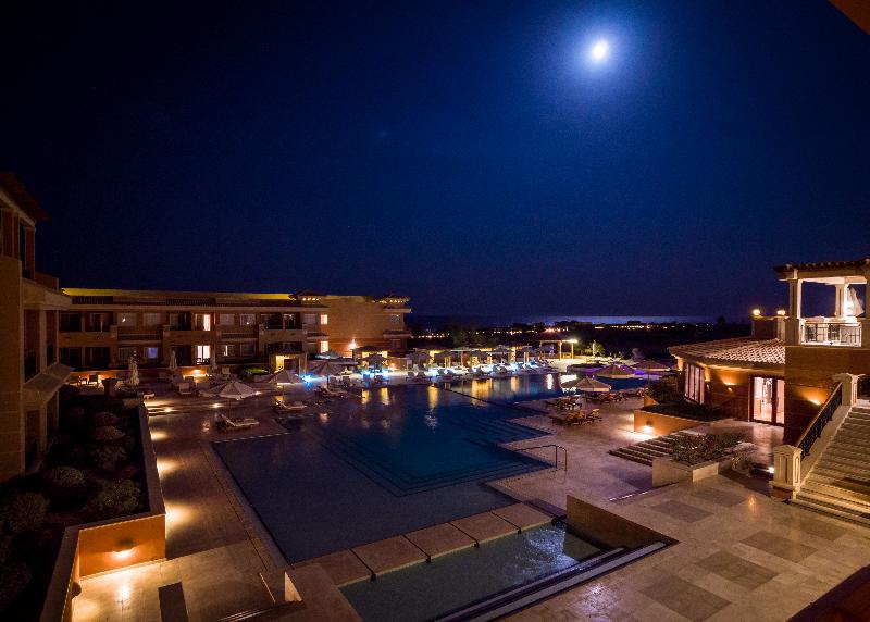 The Cascades Golf Resort Spa and Thalasso - Havuz