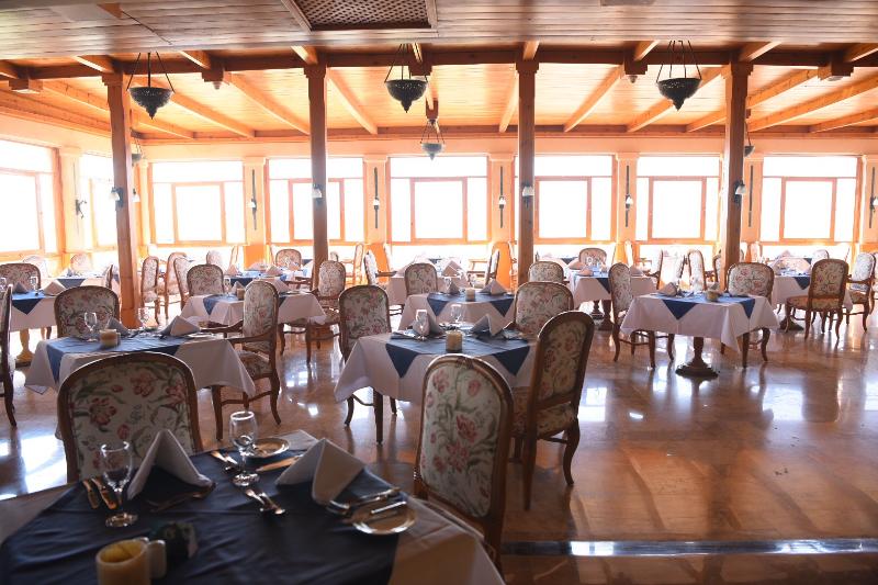 The Cascades Golf Resort Spa and Thalasso - Restoran