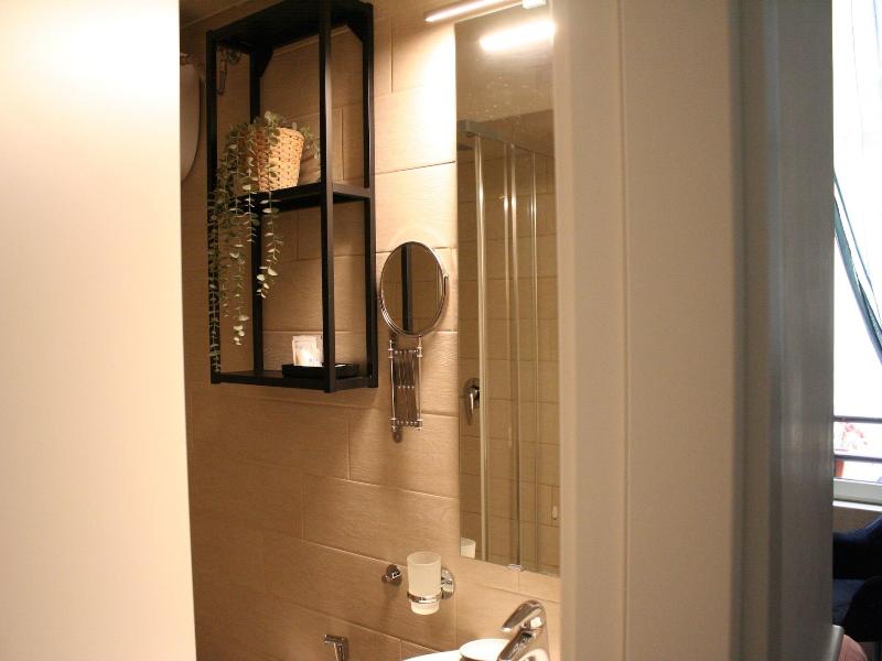 Hotel H22 - Oda