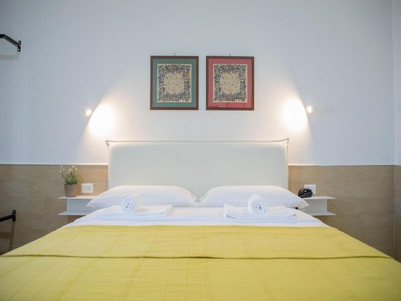 Hotel H22 - Oda