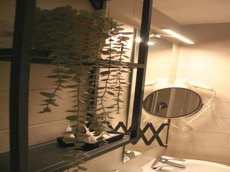 Hotel H22 - Oda