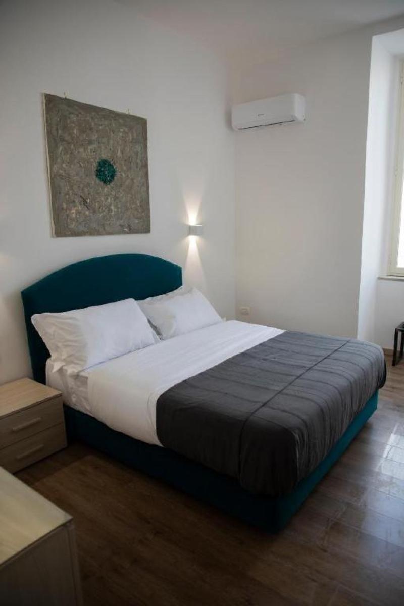 Hotel H22 - Oda