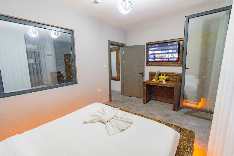 Macartasi Hotel - Genel