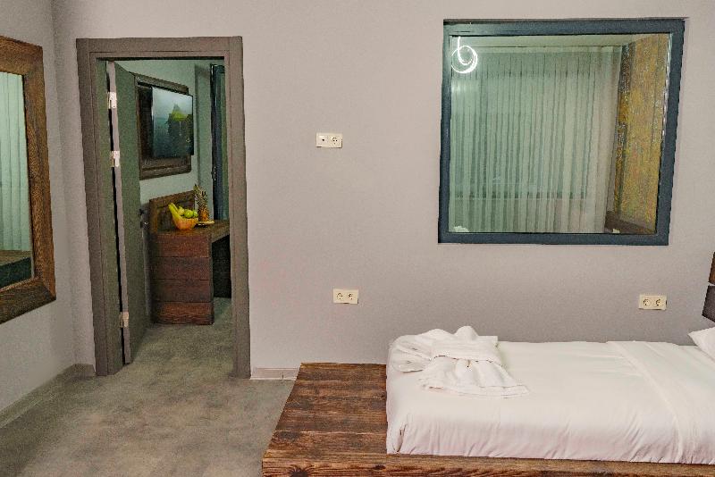 Macartasi Hotel - Oda