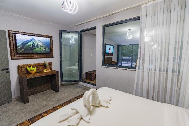 Macartasi Hotel - Oda