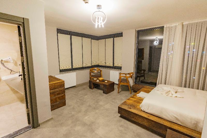 Macartasi Hotel - Oda