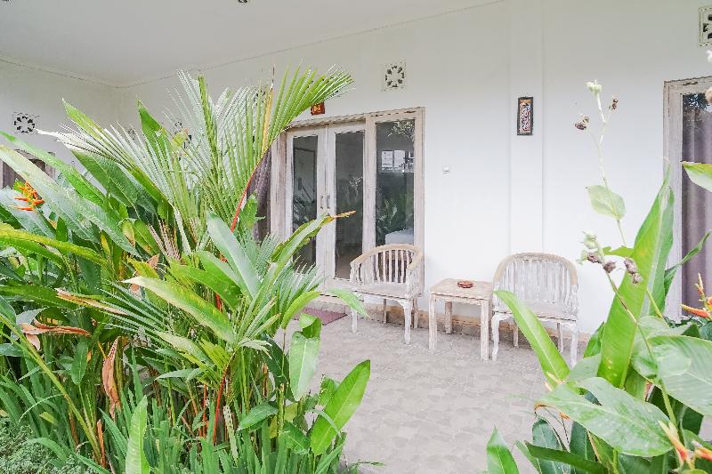 Karan Homestay Canggu By Zuzu - Lobi