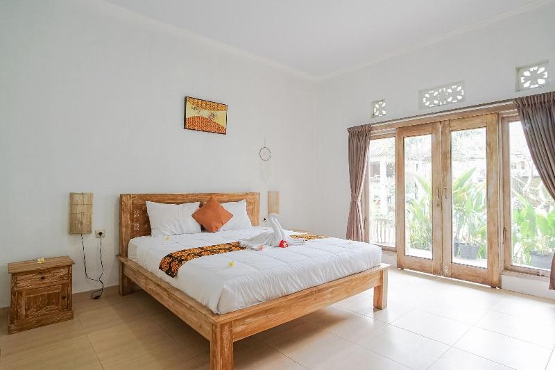 Karan Homestay Canggu By Zuzu - Oda