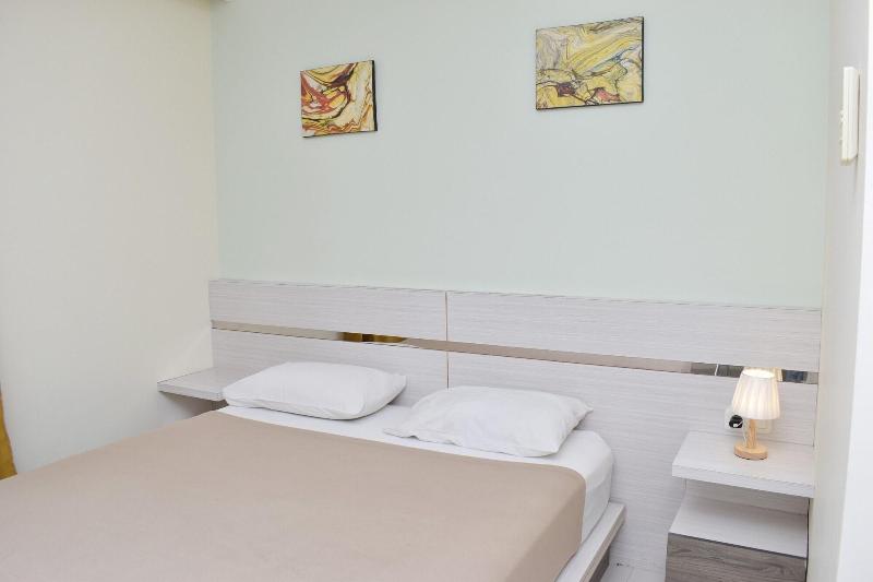 Homestay 82 Syariah Palembang By Zuzu - Oda