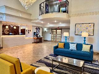 Comfort Suites East Brunswick - South River fotoÄŸrafÄ±