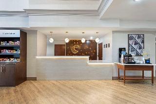 Comfort Suites East Brunswick - South River fotoÄŸrafÄ±