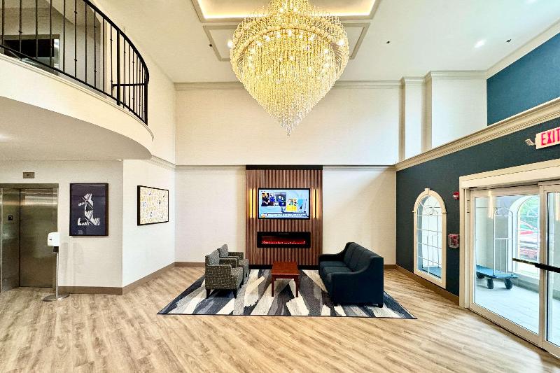 Comfort Suites East Brunswick - South River - Lobi