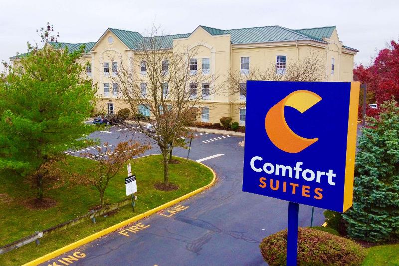 Comfort Suites East Brunswick - South River - Genel