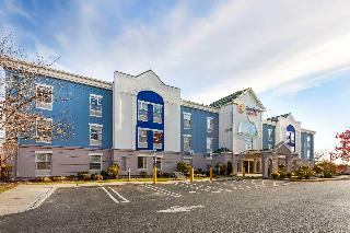 Comfort Suites East Brunswick - South River fotoÄŸrafÄ±