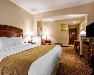 Comfort Suites East Brunswick - South River fotoÄŸrafÄ±
