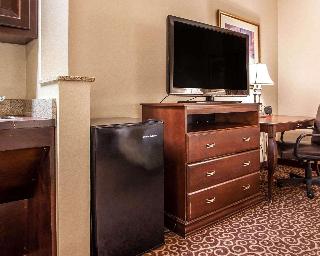 Comfort Suites East Brunswick - South River fotoÄŸrafÄ±