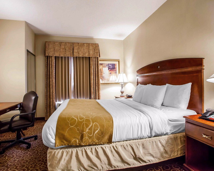 Comfort Suites East Brunswick - South River - Oda