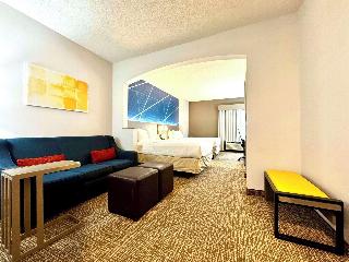 Comfort Suites East Brunswick - South River fotoÄŸrafÄ±