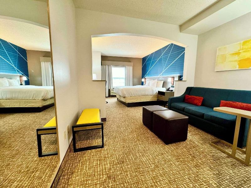 Comfort Suites East Brunswick - South River - Oda