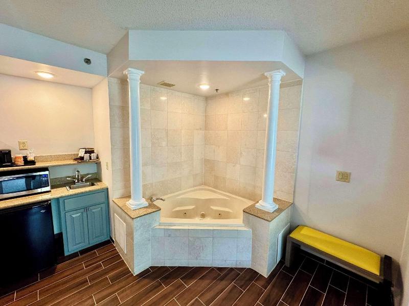 Comfort Suites East Brunswick - South River - Oda