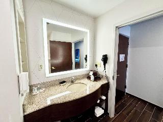Comfort Suites East Brunswick - South River fotoÄŸrafÄ±