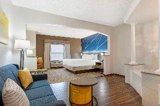 Comfort Suites East Brunswick - South River fotoÄŸrafÄ±