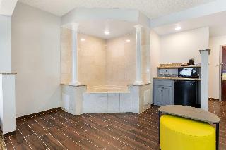 Comfort Suites East Brunswick - South River fotoÄŸrafÄ±