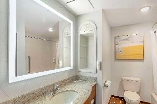Comfort Suites East Brunswick - South River fotoÄŸrafÄ±