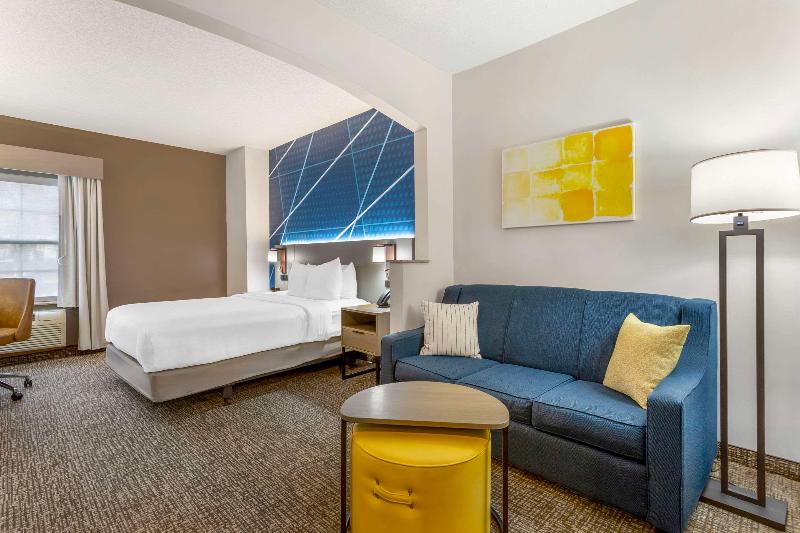 Comfort Suites East Brunswick - South River - Oda