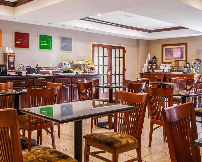 Comfort Suites East Brunswick - South River - Restoran