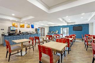 Comfort Suites East Brunswick - South River fotoÄŸrafÄ±