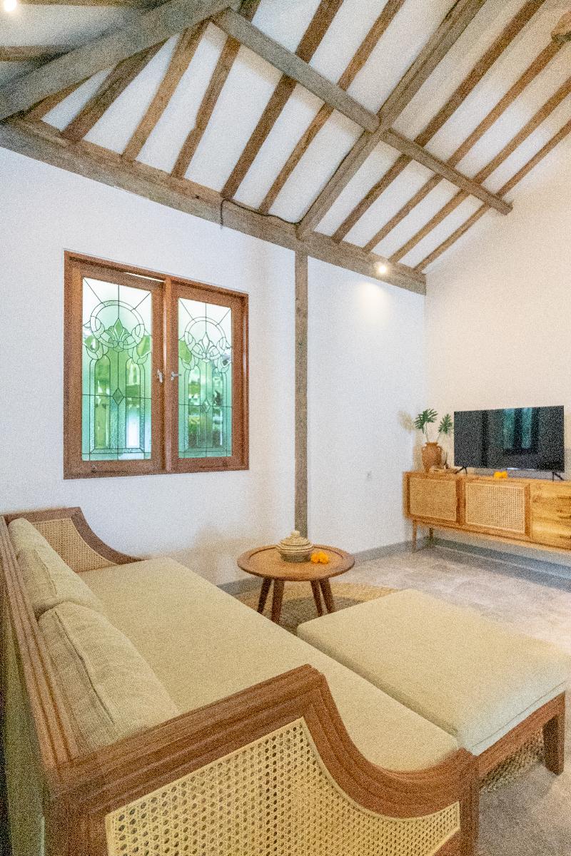 Singgah Di Ubud 1 By Zuzu - Oda