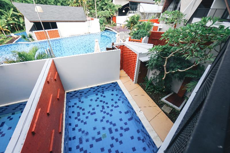 The Chloe Villa - Havuz
