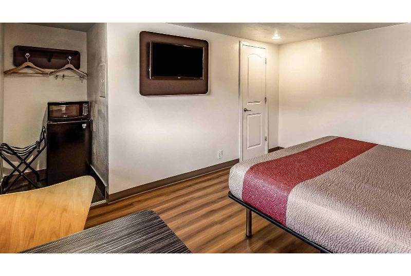 Motel 6 Elizabeth, Nj-Newark Liberty Intl Airport - Oda